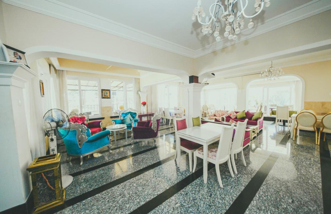 Hotel Pine Bay Club & Cakistes Breakfast Restaurant Next To Popular Kervansaray Beach (Adults Only) キレニア エクステリア 写真