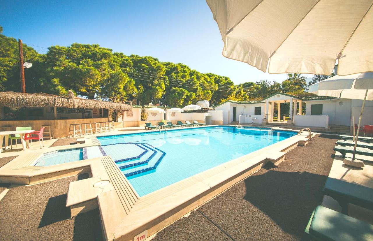 Hotel Pine Bay Club (Adults Only) Karavas  エクステリア 写真